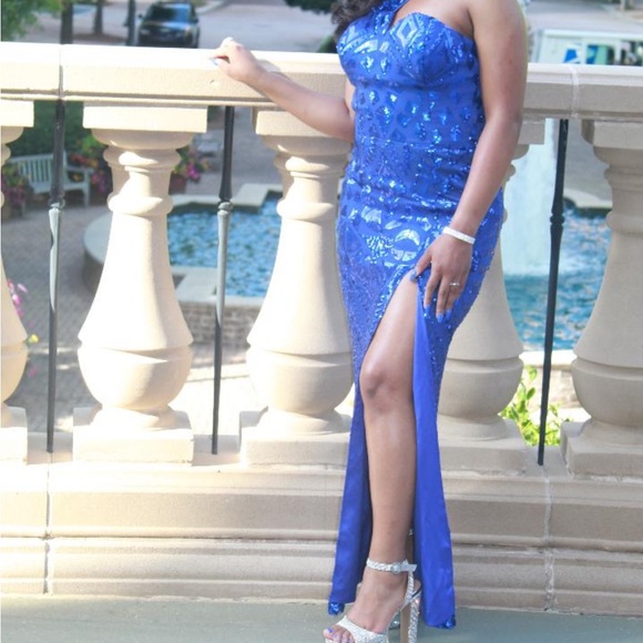 Prom Dress - Picture 2 of 4